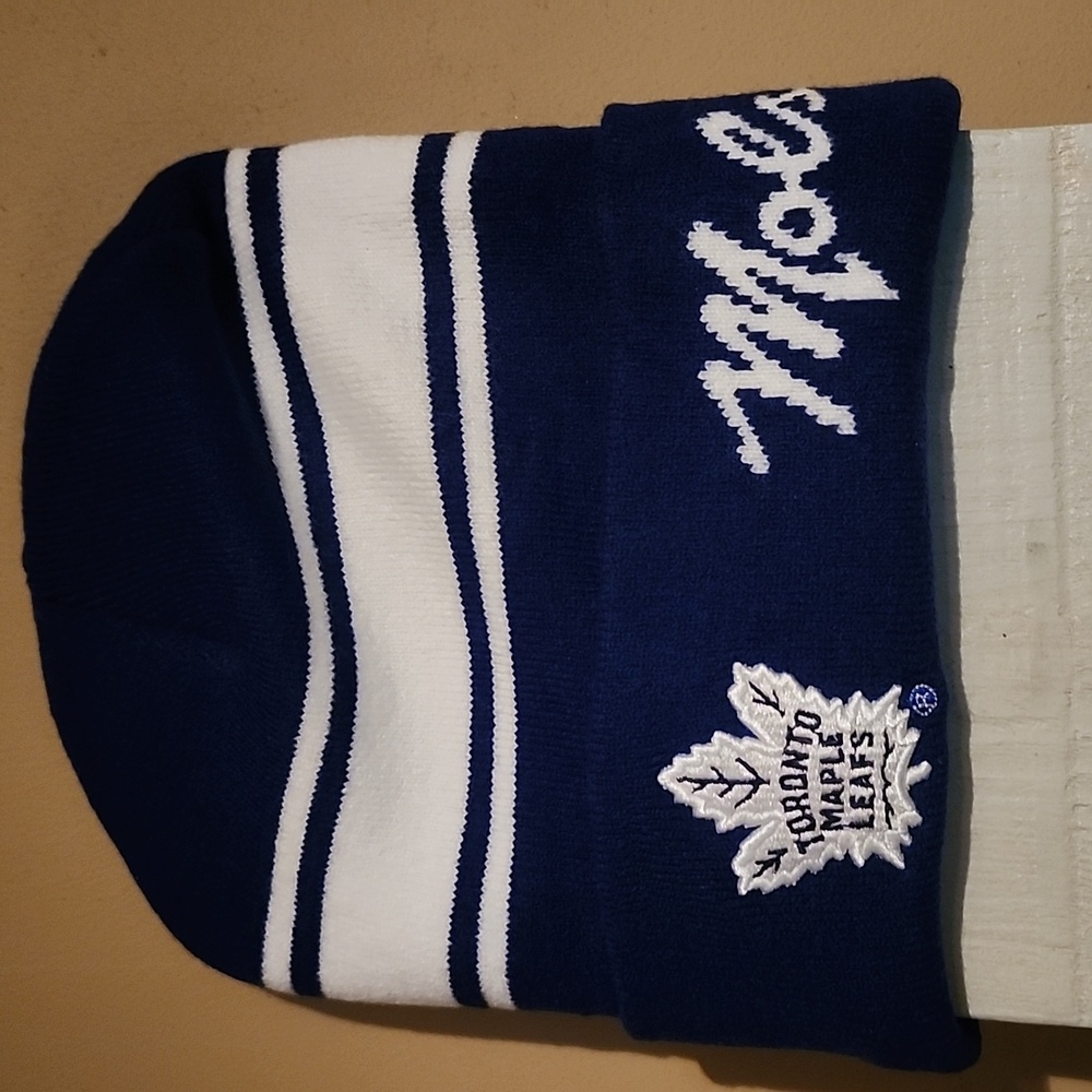 Toronto Maple Leafs Molson Winter Hat Toque